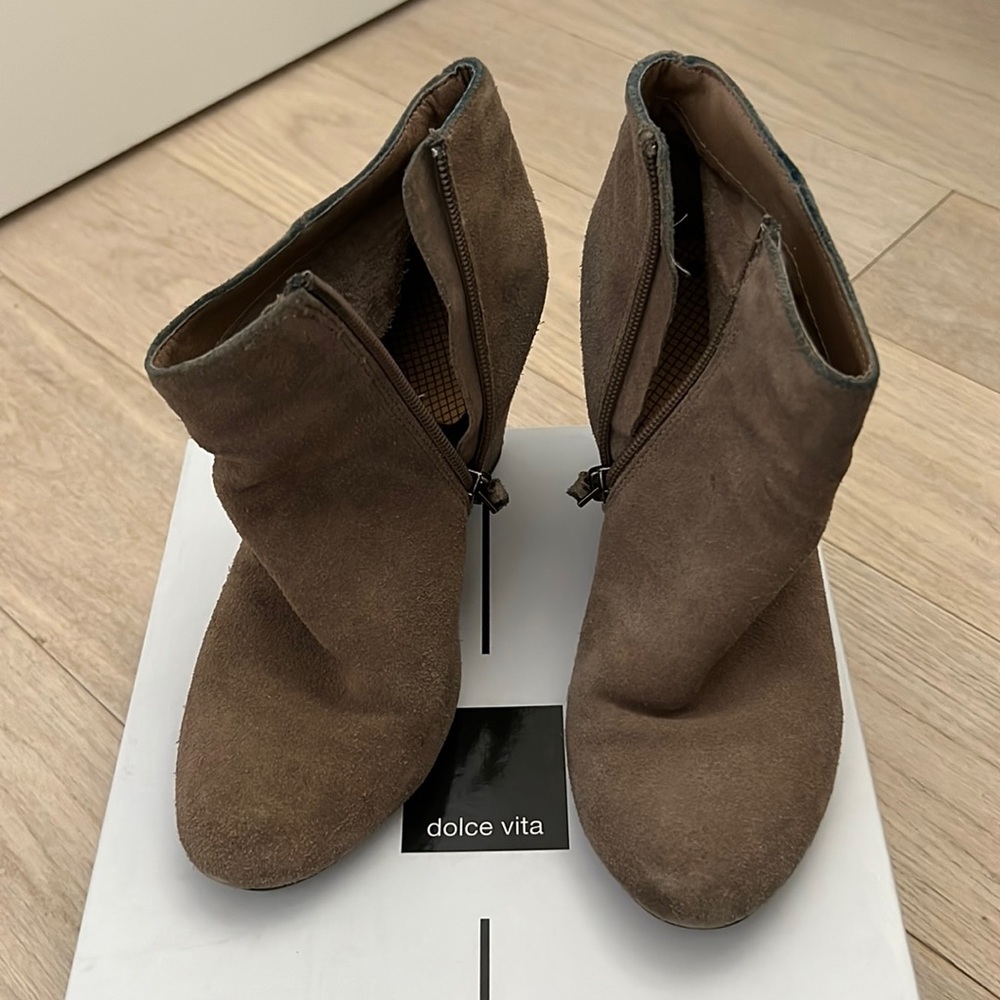 Dolce Vita taupe suede wedge bootie - size 7